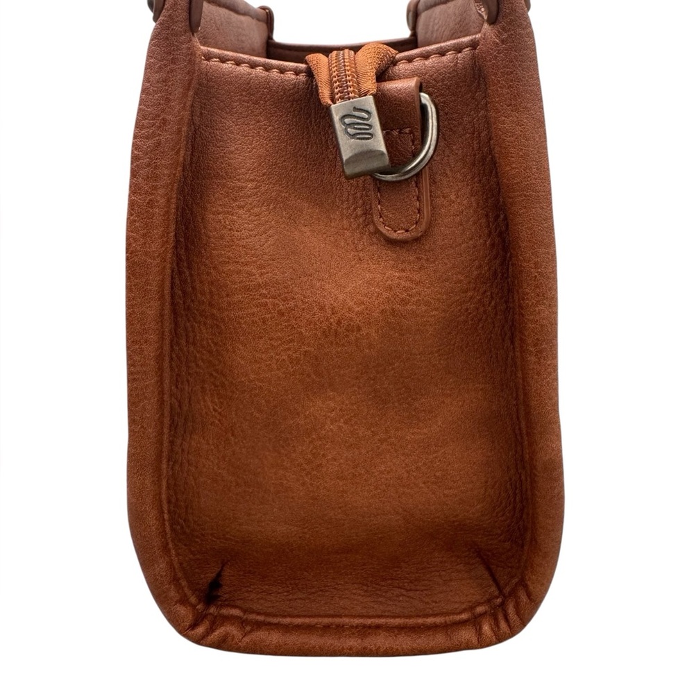 Wrangler Tan and Black Cow Print Concealed Carry Crossbody Tote Bag NWOT - Picture 4 of 11